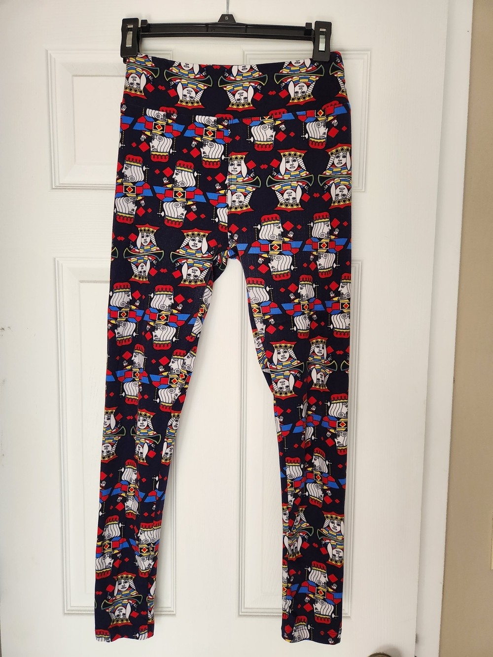 LuLaRoe Navy Leggings with Red & Blue Playing Card King Print